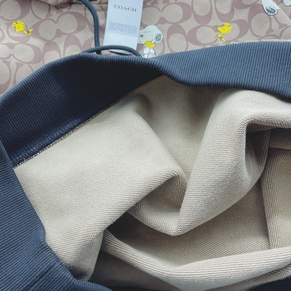 Coach X Peanuts XS CE545 Signature Snoopy Hoodie NWT Org $378 - Picture 8 of 12